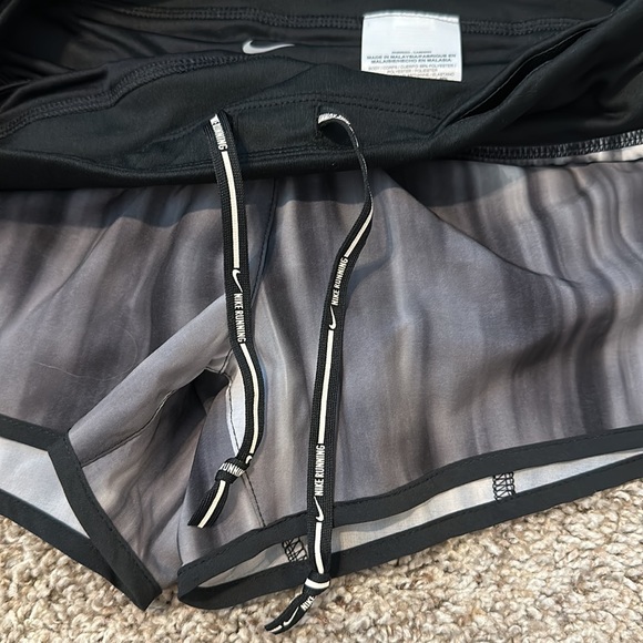 Nike Dri-fit Athletic Shorts - Picture 8 of 9
